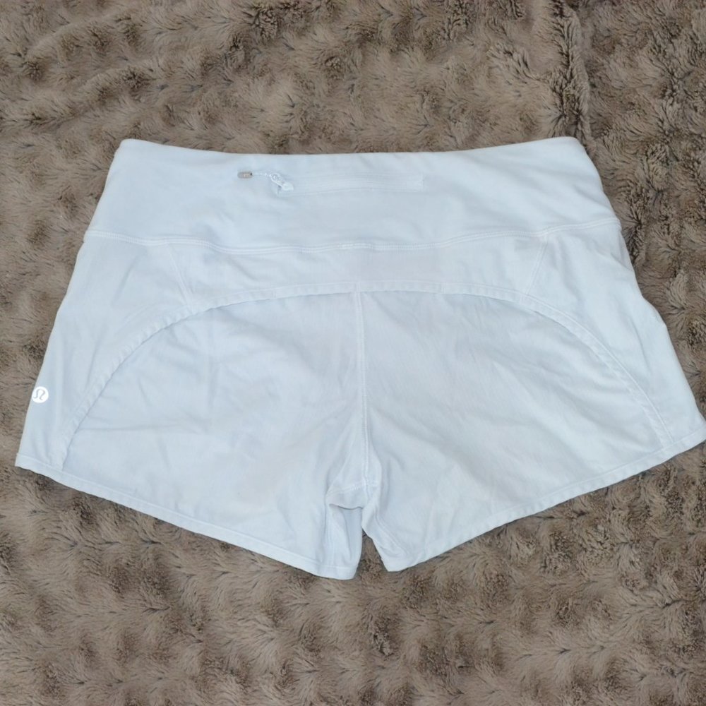 Lululemon White Run Times Short II Size 6